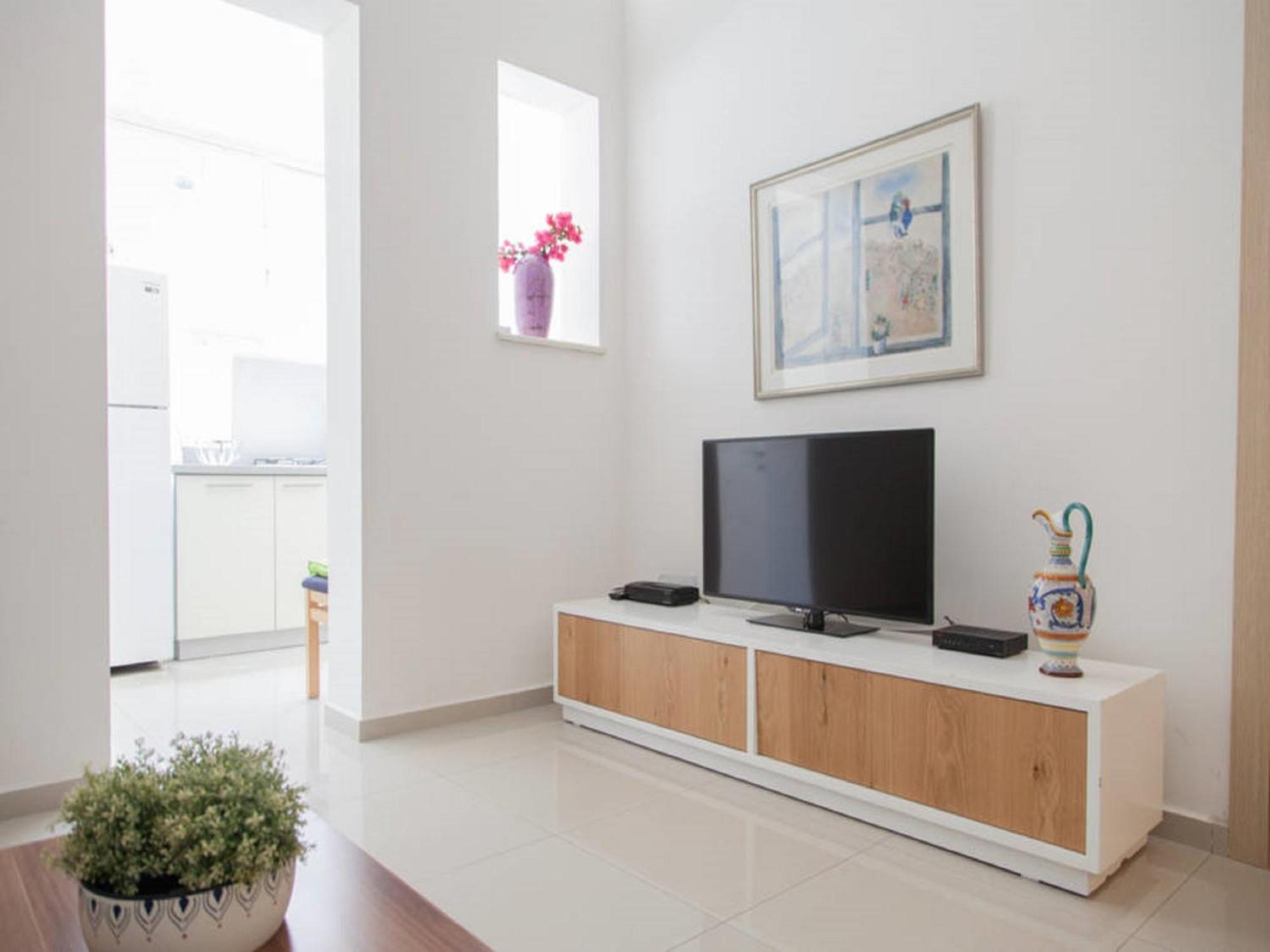 Alona'S Apartments Haifa Exterior photo
